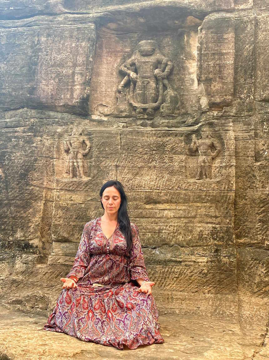 meditación con lara bañuelos